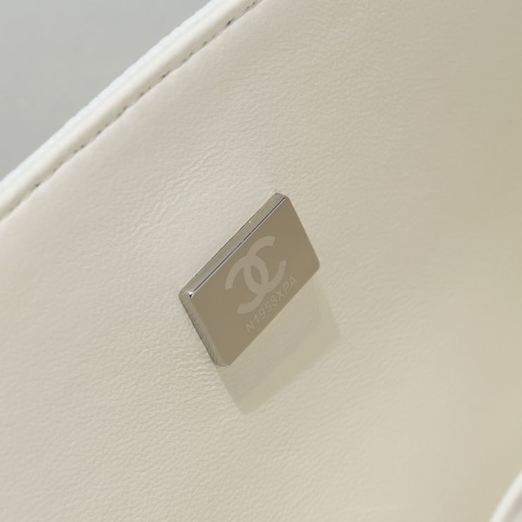 Ch**el cf series bags